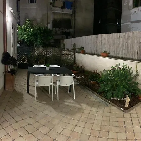 La Farfalla Daire Roma